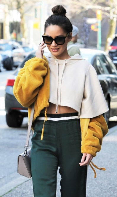 Olivia Munn Altheisure Cropped Hoodie